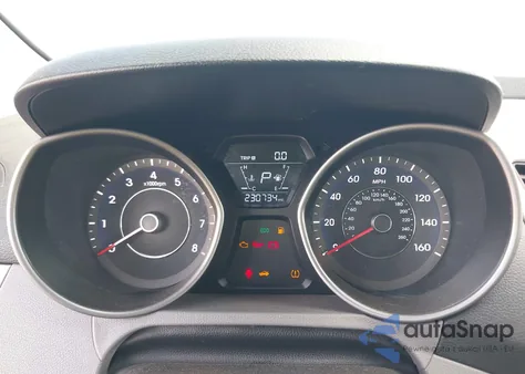 2014 Hyundai Elantra Se z USA, uszkodzony, nr VIN 5NPDH4AE1EH497890